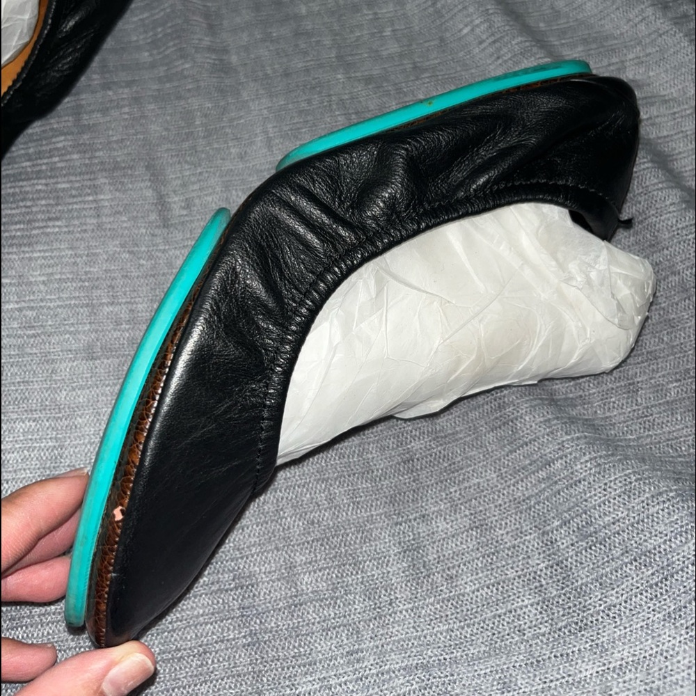 Tieks 🖤 Black Size 7 - Picture 8 of 12